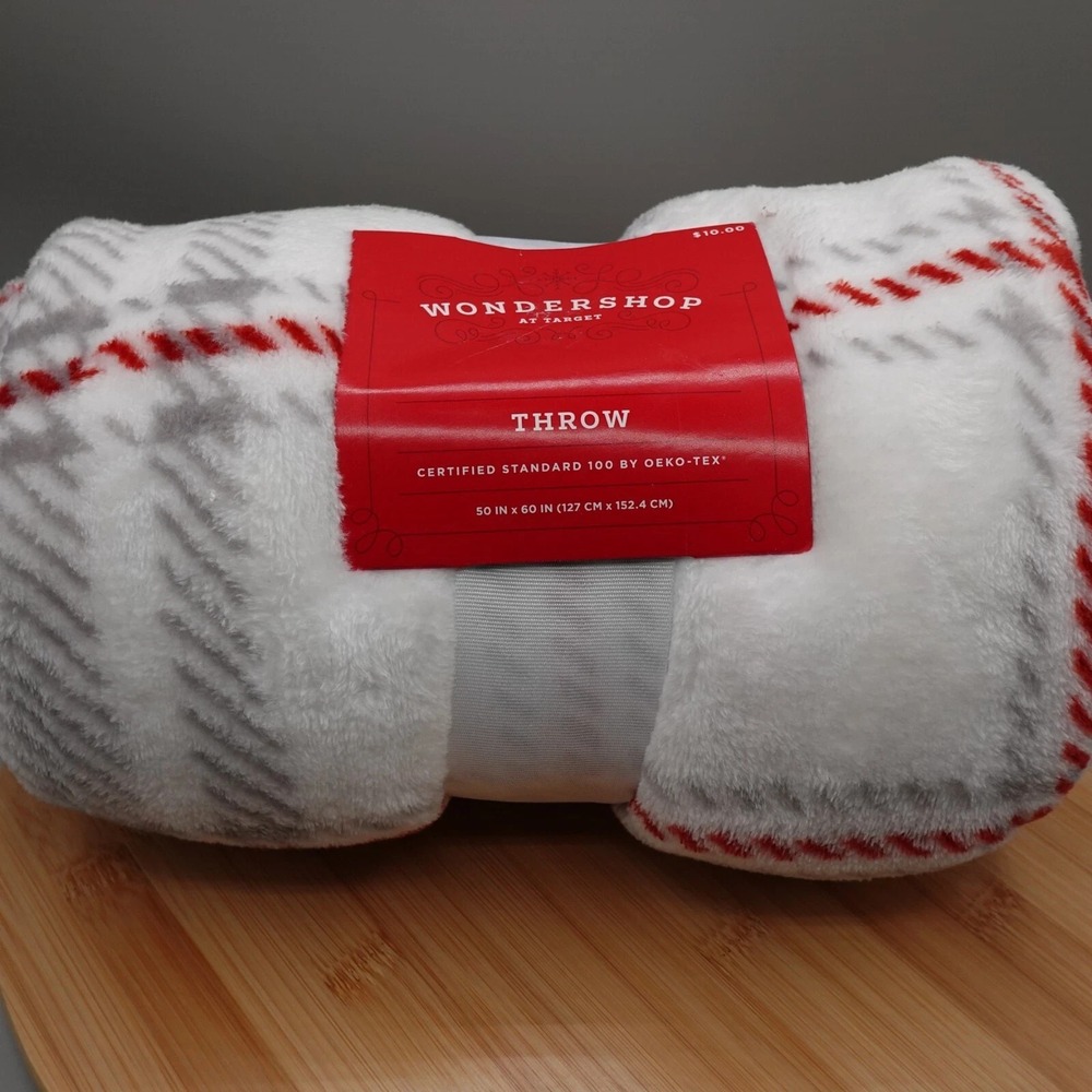 NEW Wondershop Throw Blanket Christmas 50x60 in White Red Gray Plaid Plush